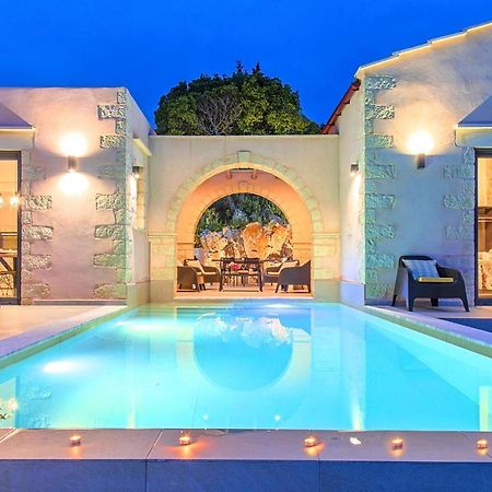 Villa Vardis Heated Pool Vryses Zewnętrze zdjęcie