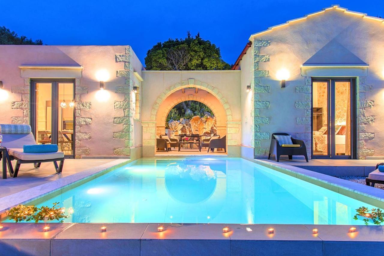 Villa Vardis Heated Pool Vryses Zewnętrze zdjęcie