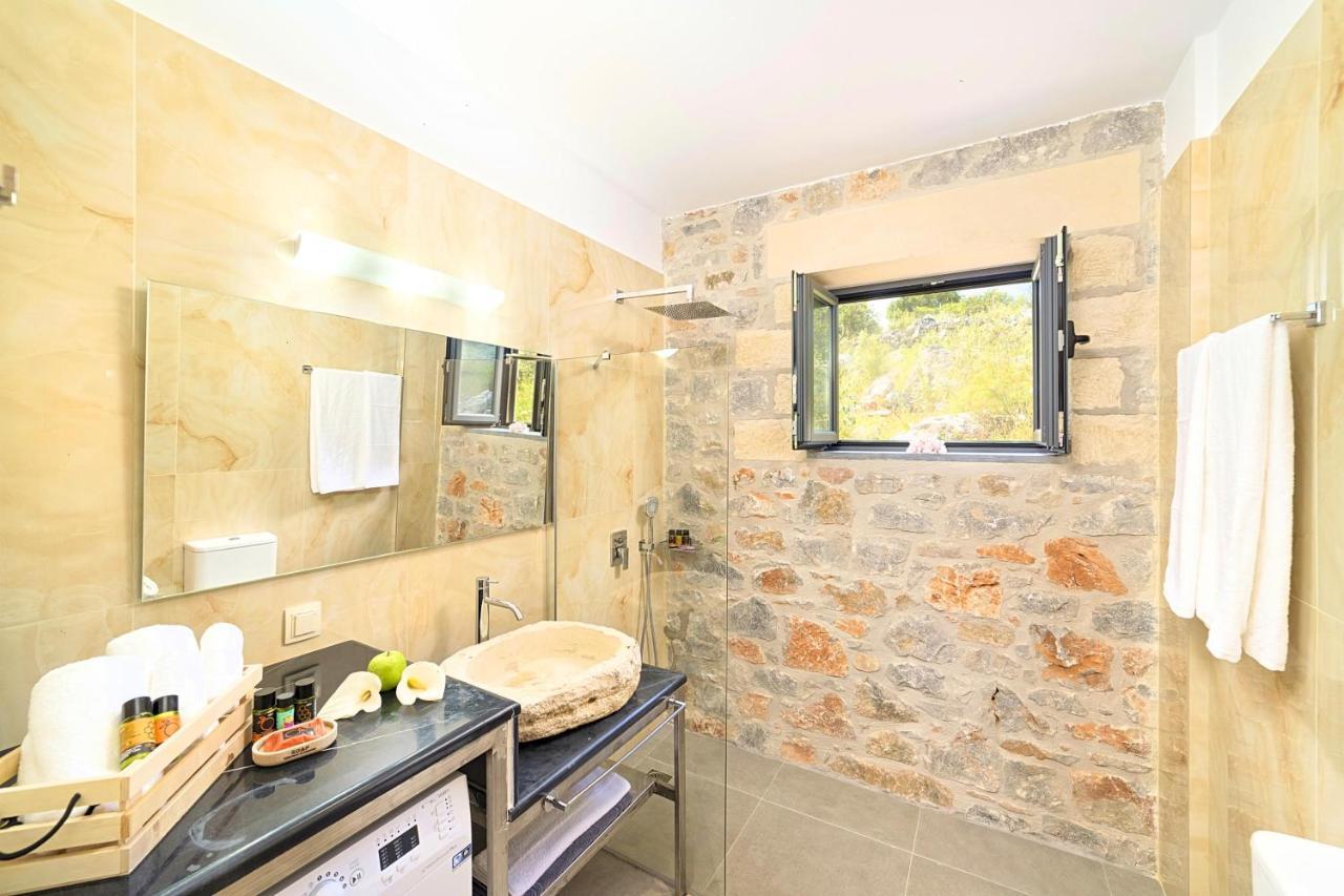 Villa Vardis Heated Pool Vryses Zewnętrze zdjęcie